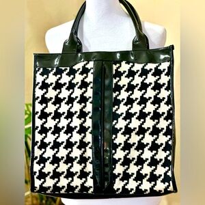 Toss Designs black and white houndstooth tote.